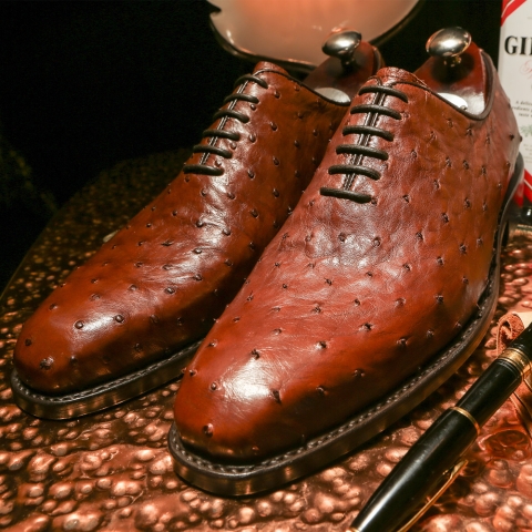 Cedric (타조 가죽)